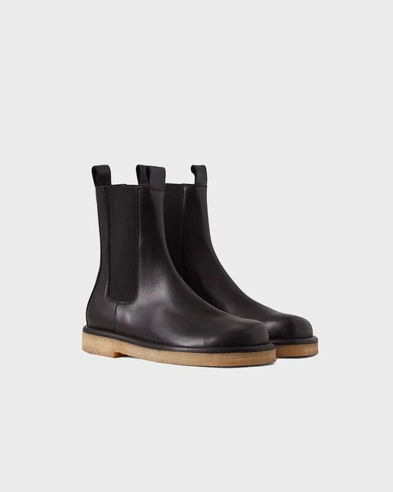 Chelsea boots with crepe sole