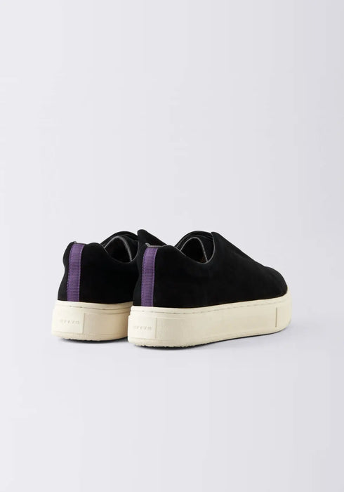 Doja S-O Suede Black