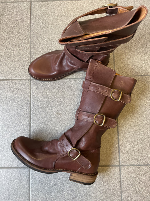 7040 Noce Leather Boots.