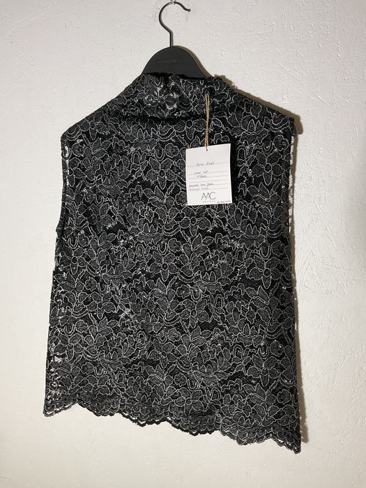 Lace top
