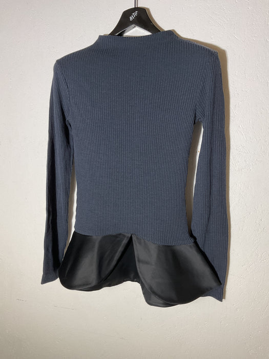 Petal Rib Top