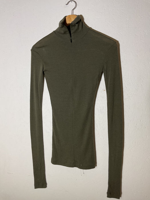 Fine Wool Zip Top