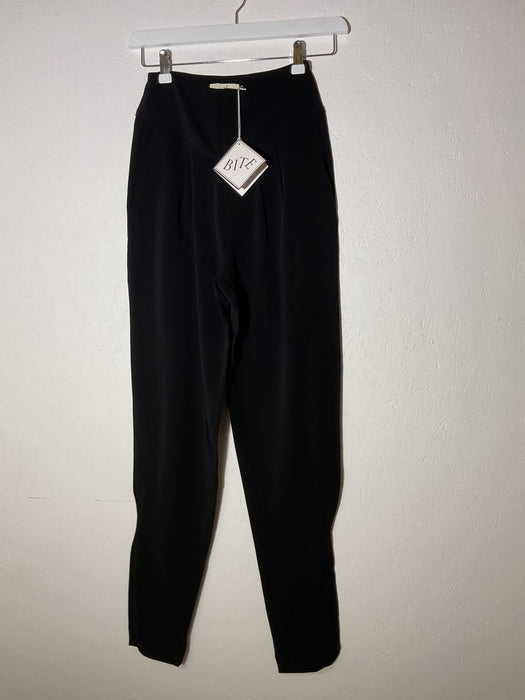 Pleated Trouser