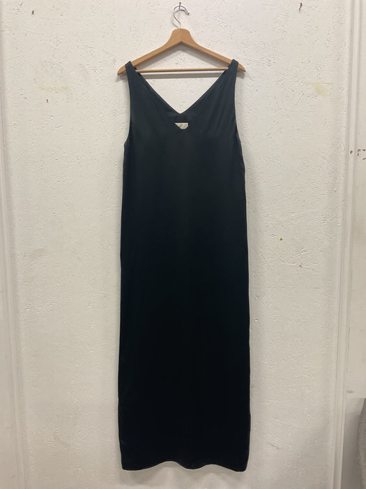 Sleeveless V Silk Dress