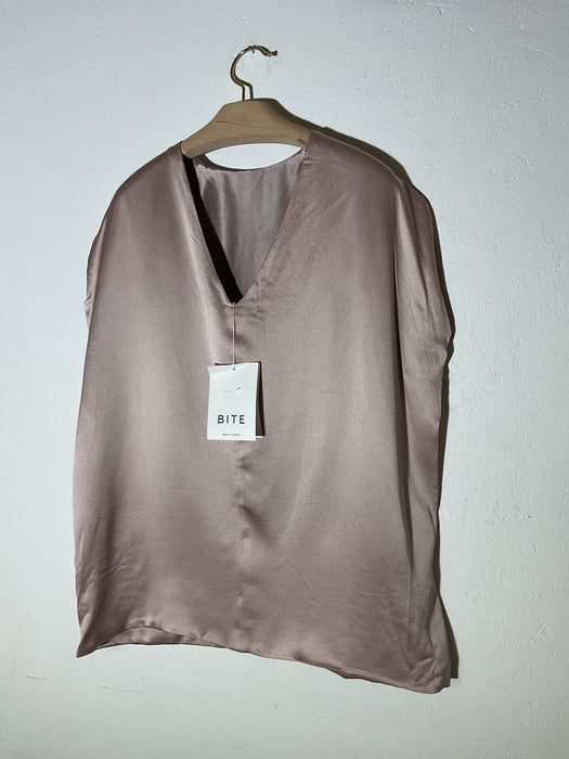 Top with Silk Lining
