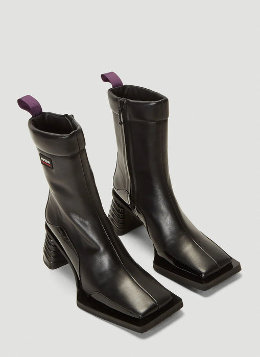 Gaia Leather Black