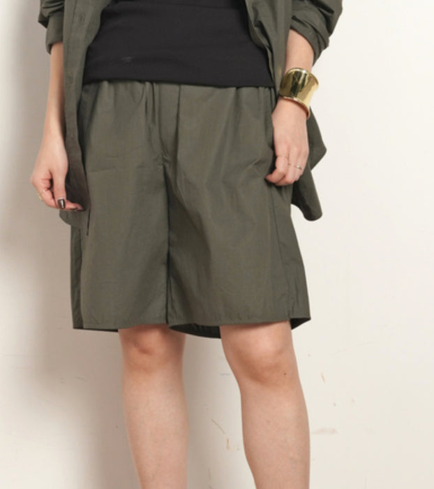 Relaxed poplin shorts khaki/green