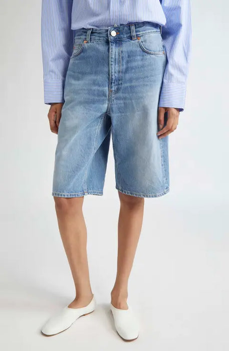 Boyfriend fit denim shorts light blue