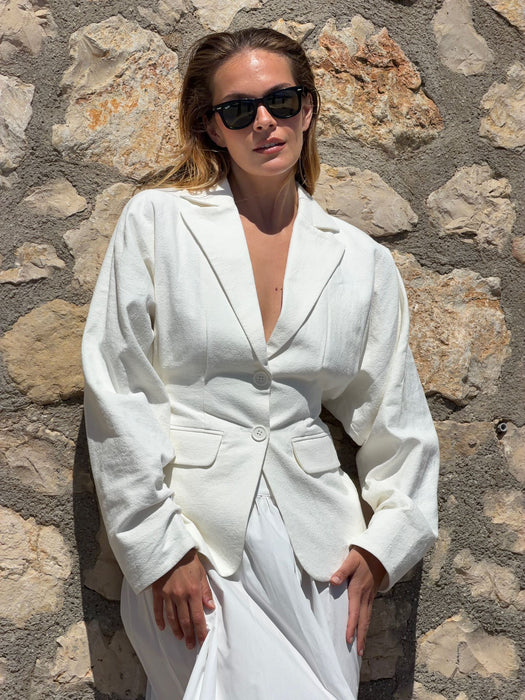 Lara Blazer White